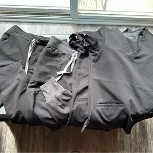 Figs Black Scrub Set x2